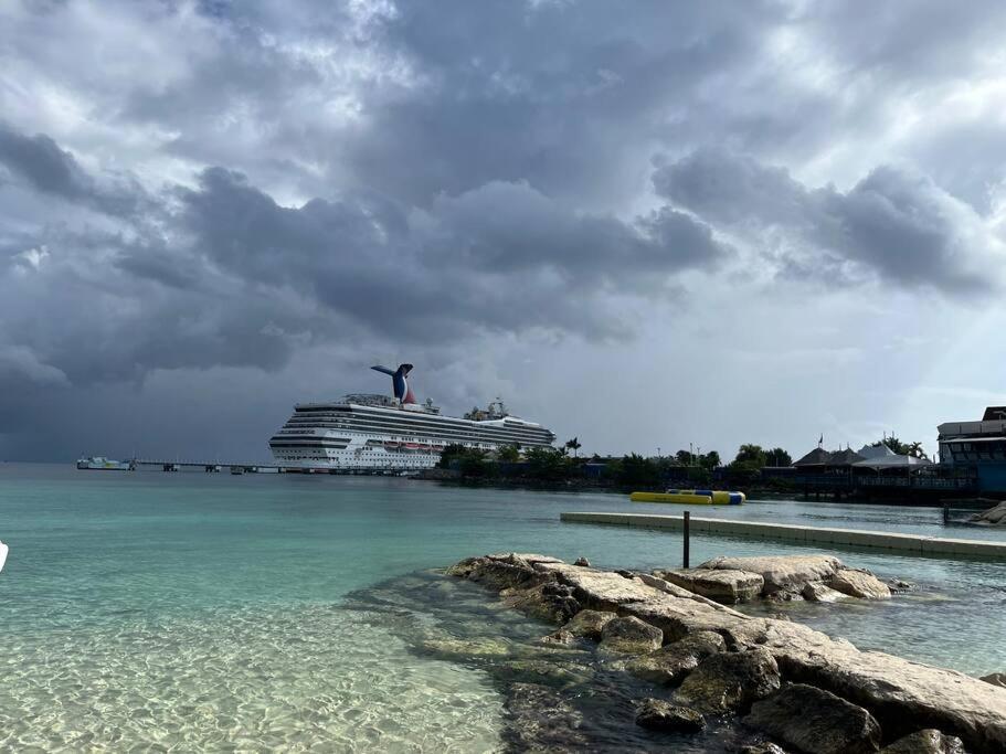 Millie'S Paradise - Bay Beach Ocho Rios Esterno foto